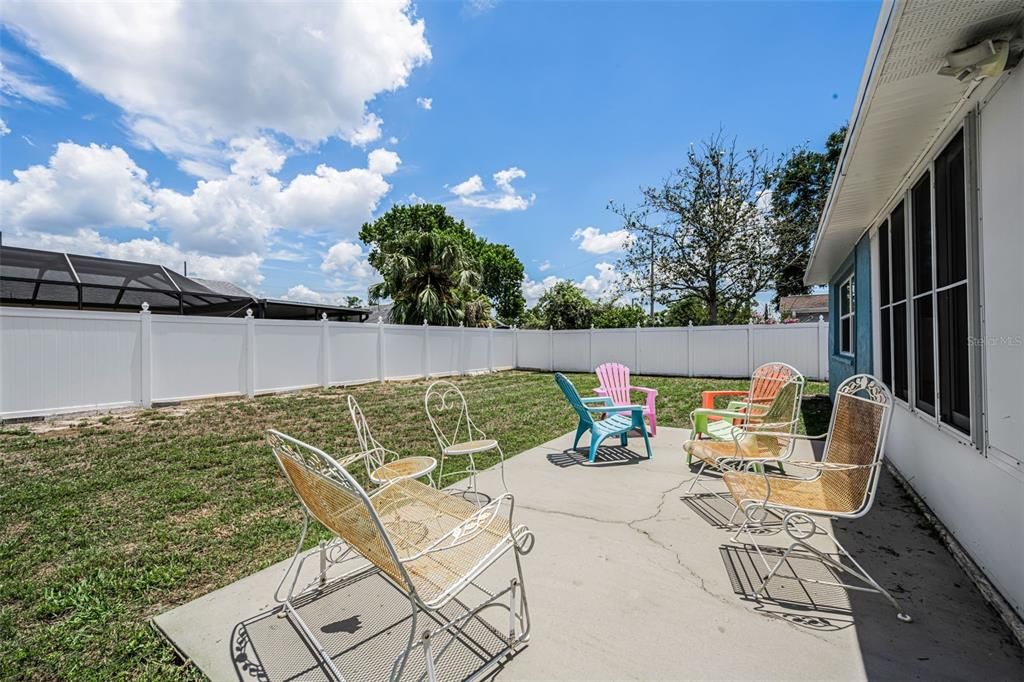 Active With Contract: $205,000 (2 beds, 2 baths, 1260 Square Feet)
