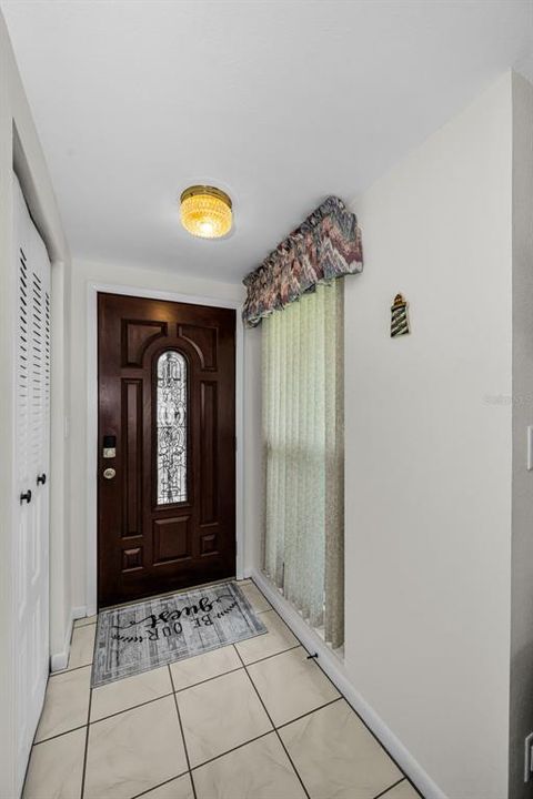 Active With Contract: $205,000 (2 beds, 2 baths, 1260 Square Feet)
