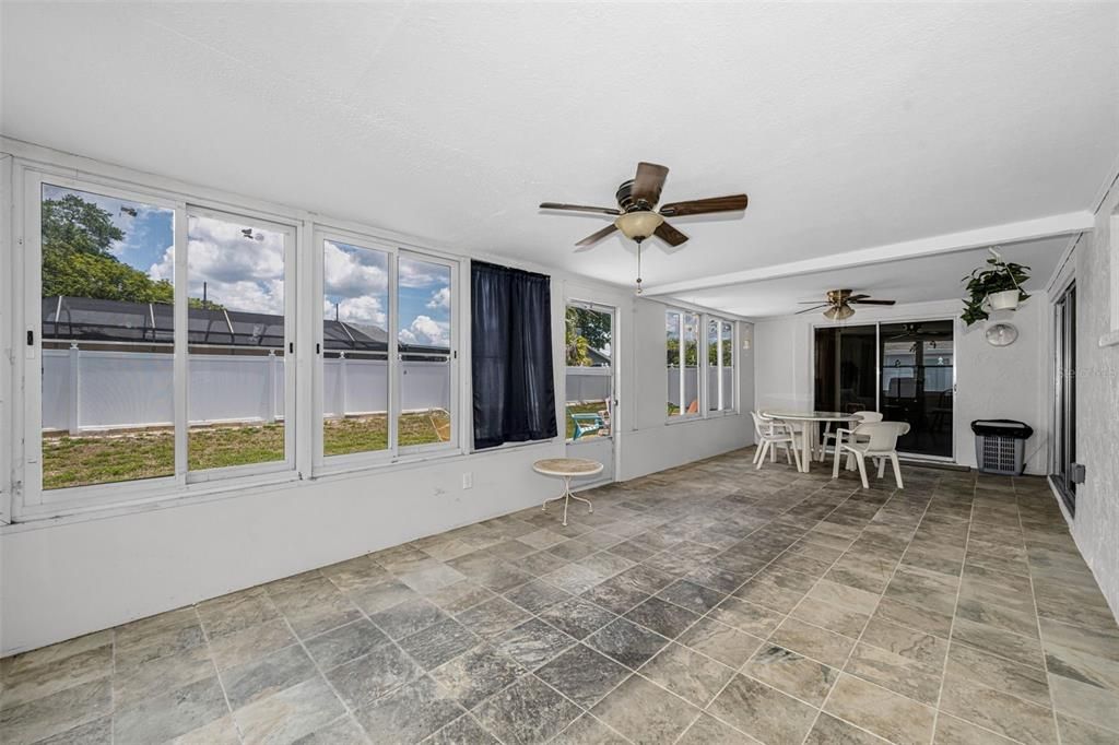 Active With Contract: $205,000 (2 beds, 2 baths, 1260 Square Feet)