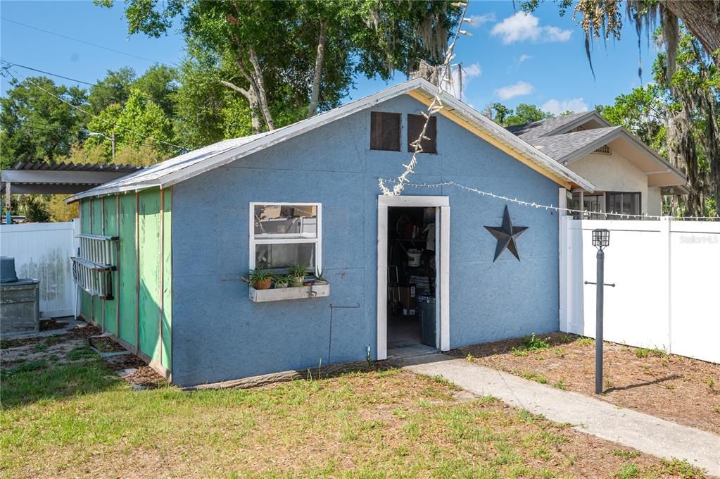 For Sale: $285,000 (3 beds, 2 baths, 2035 Square Feet)