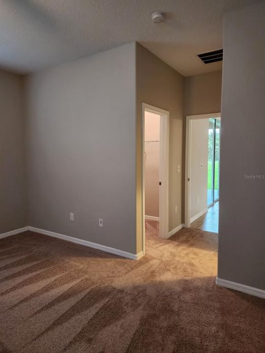 For Sale: $449,500 (4 beds, 3 baths, 2027 Square Feet)