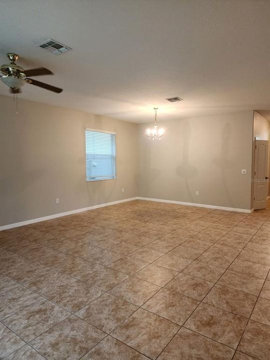 For Sale: $449,500 (4 beds, 3 baths, 2027 Square Feet)