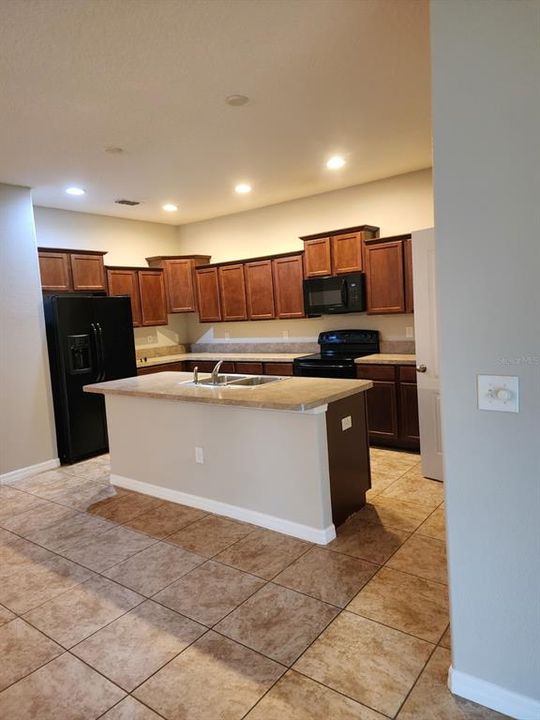 For Sale: $449,500 (4 beds, 3 baths, 2027 Square Feet)