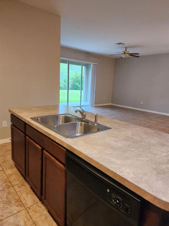 For Sale: $449,500 (4 beds, 3 baths, 2027 Square Feet)