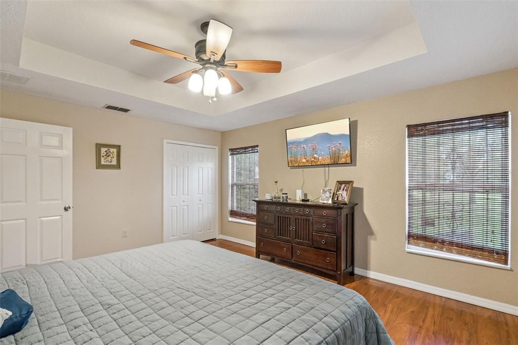 For Sale: $1,500,000 (6 beds, 5 baths, 4808 Square Feet)