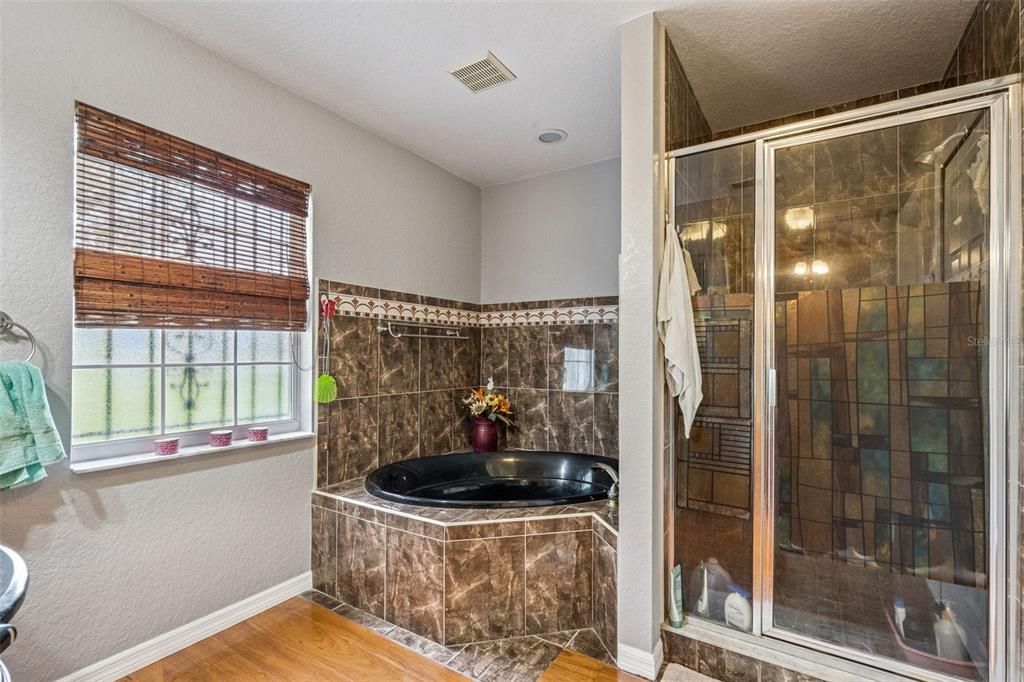 For Sale: $1,500,000 (6 beds, 5 baths, 4808 Square Feet)