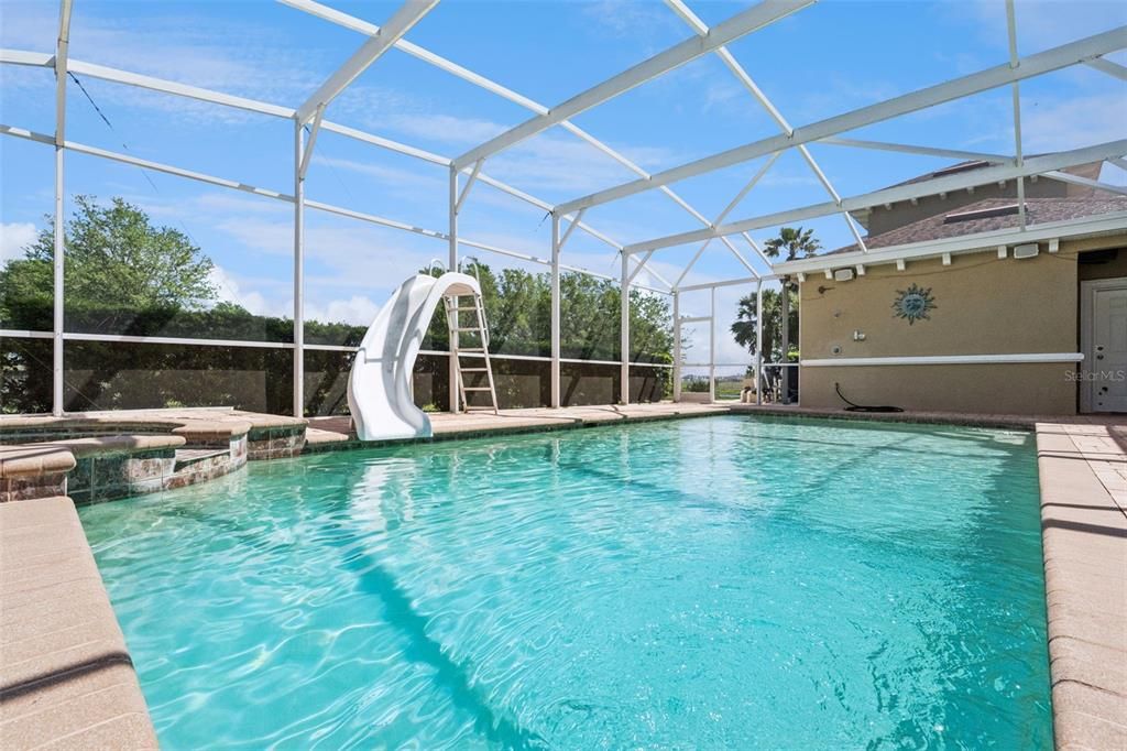 For Sale: $1,500,000 (6 beds, 5 baths, 4808 Square Feet)