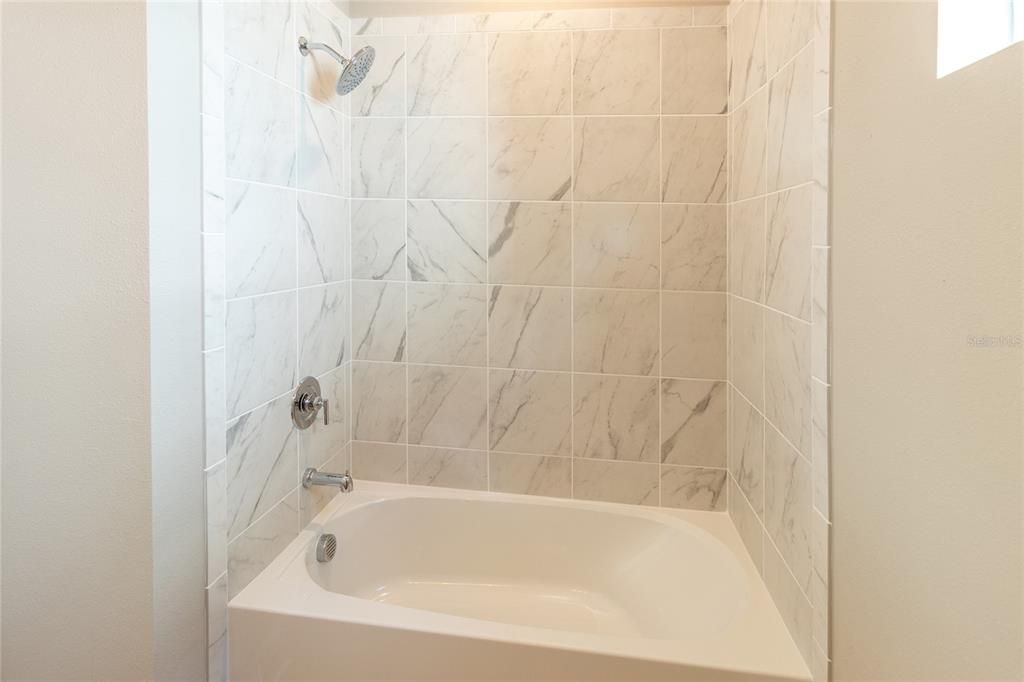 Active With Contract: $3,200 (3 beds, 2 baths, 1766 Square Feet)