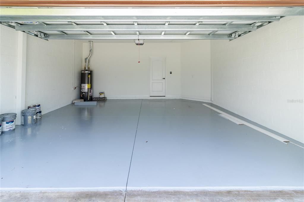Active With Contract: $3,200 (3 beds, 2 baths, 1766 Square Feet)