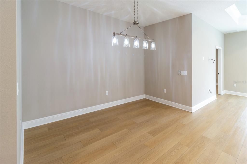 Active With Contract: $3,200 (3 beds, 2 baths, 1766 Square Feet)