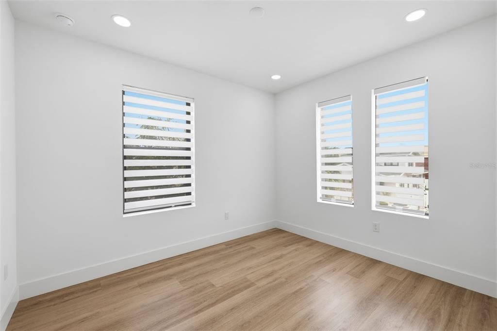 For Sale: $774,900 (5 beds, 3 baths, 2393 Square Feet)