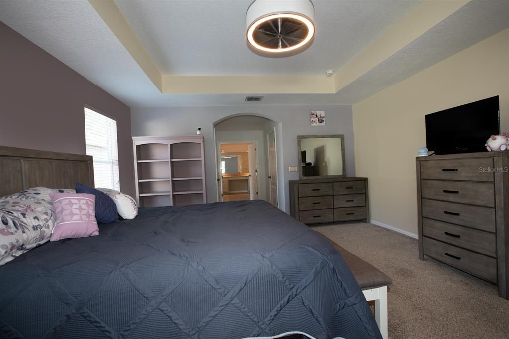 For Sale: $434,500 (4 beds, 2 baths, 2940 Square Feet)