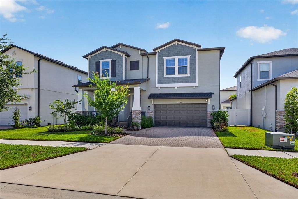 For Sale: $775,000 (4 beds, 3 baths, 2865 Square Feet)