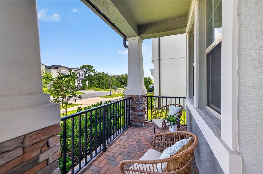 For Sale: $775,000 (4 beds, 3 baths, 2865 Square Feet)