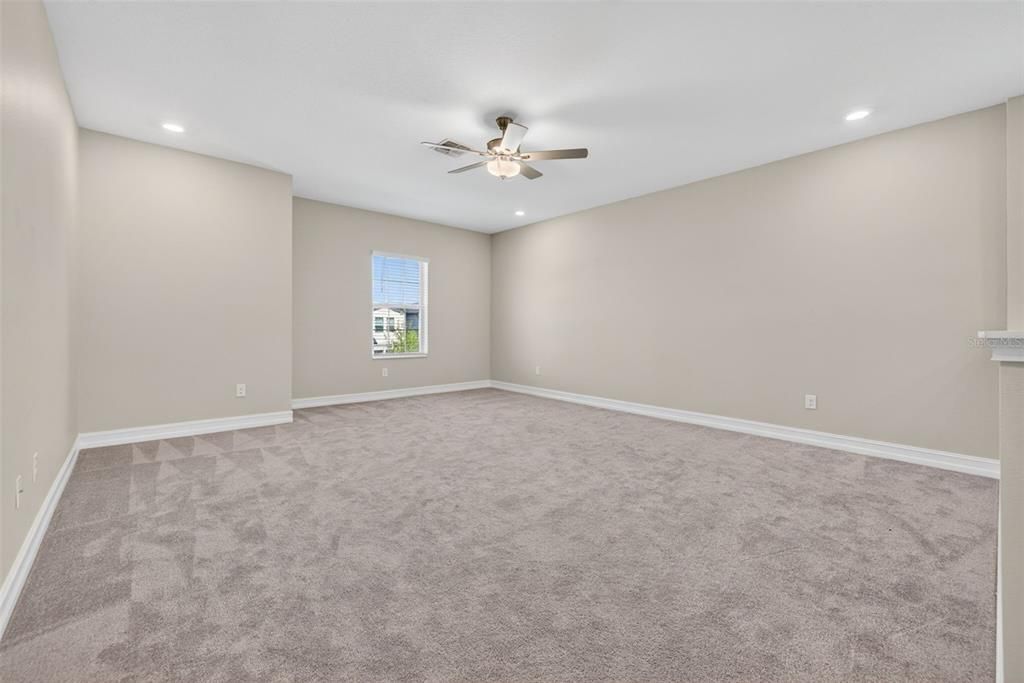For Sale: $775,000 (4 beds, 3 baths, 2865 Square Feet)