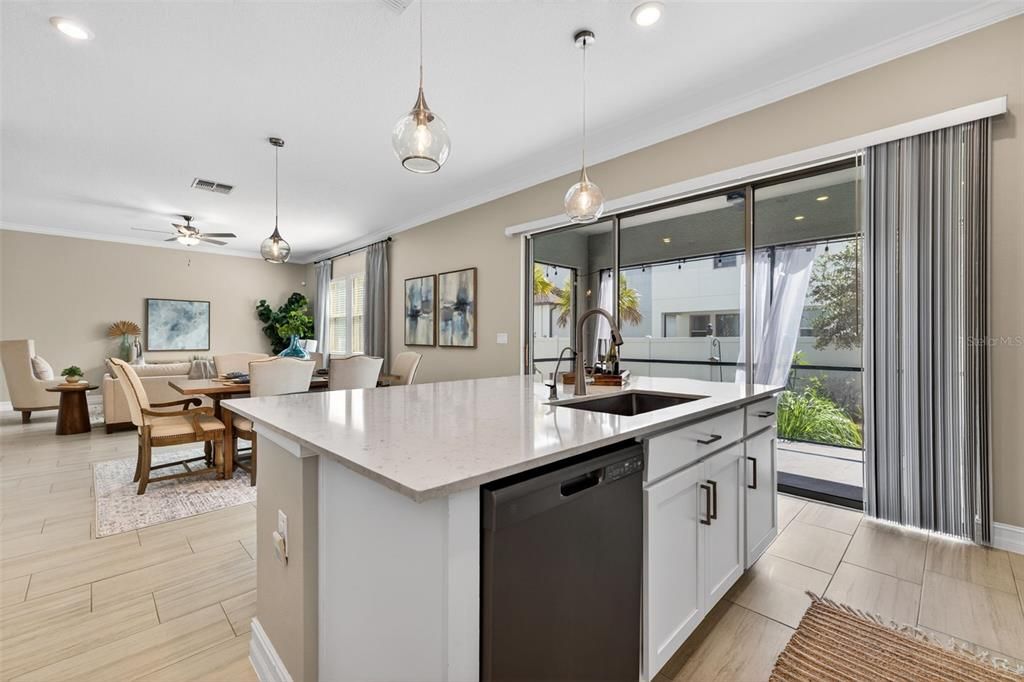 For Sale: $775,000 (4 beds, 3 baths, 2865 Square Feet)