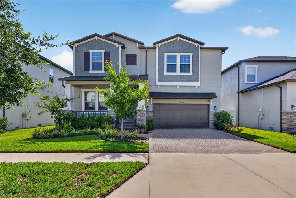 For Sale: $775,000 (4 beds, 3 baths, 2865 Square Feet)