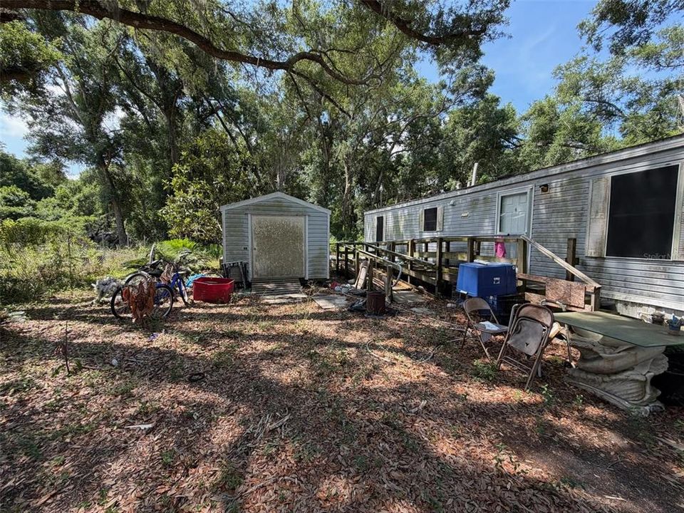 For Sale: $97,999 (2 beds, 2 baths, 840 Square Feet)