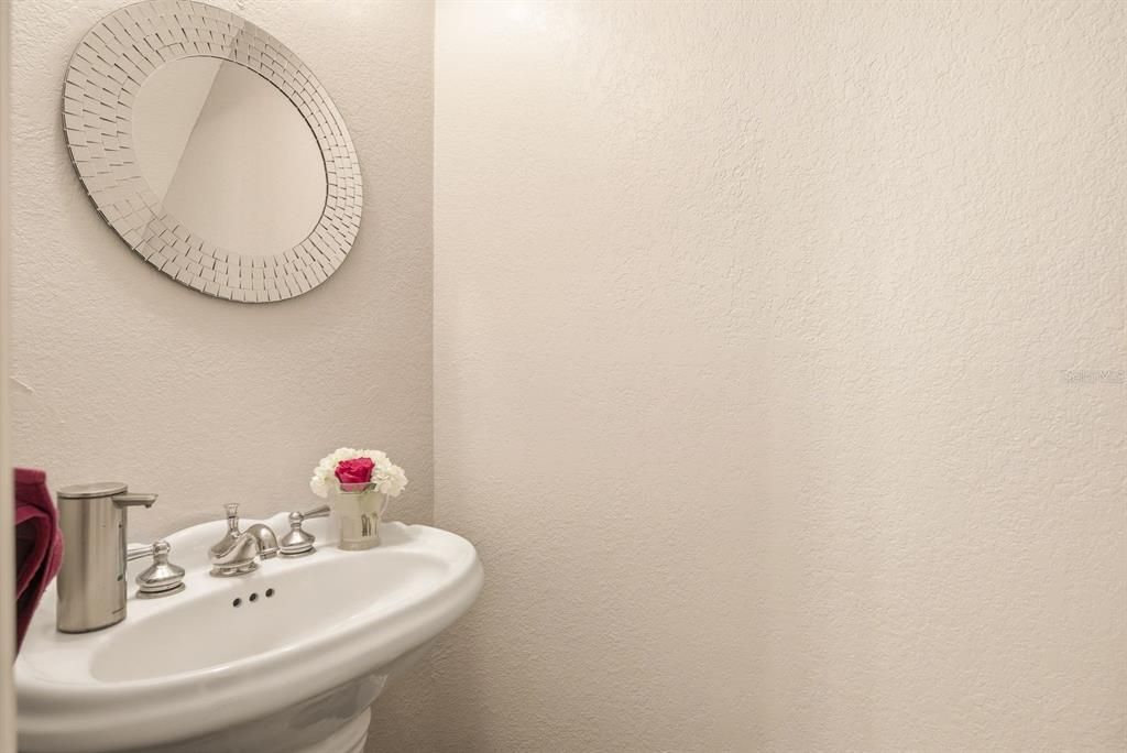 En Venta: $275,000 (2 camas, 2 baños, 1408 Pies cuadrados)