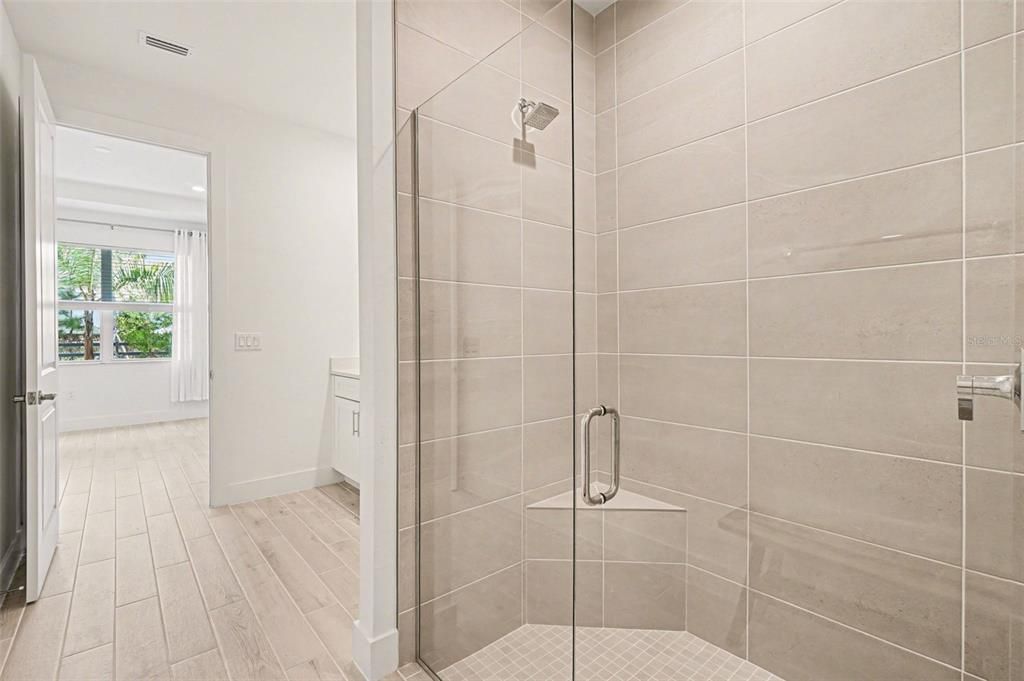 For Rent: $2,950 (2 beds, 2 baths, 1515 Square Feet)