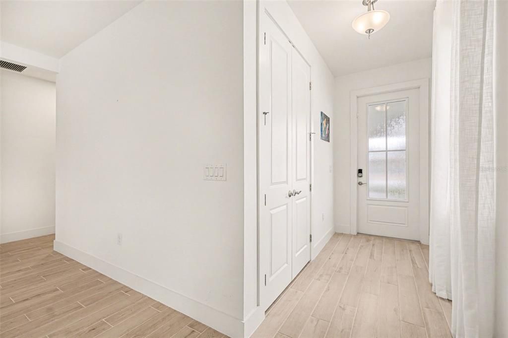 For Rent: $2,950 (2 beds, 2 baths, 1515 Square Feet)