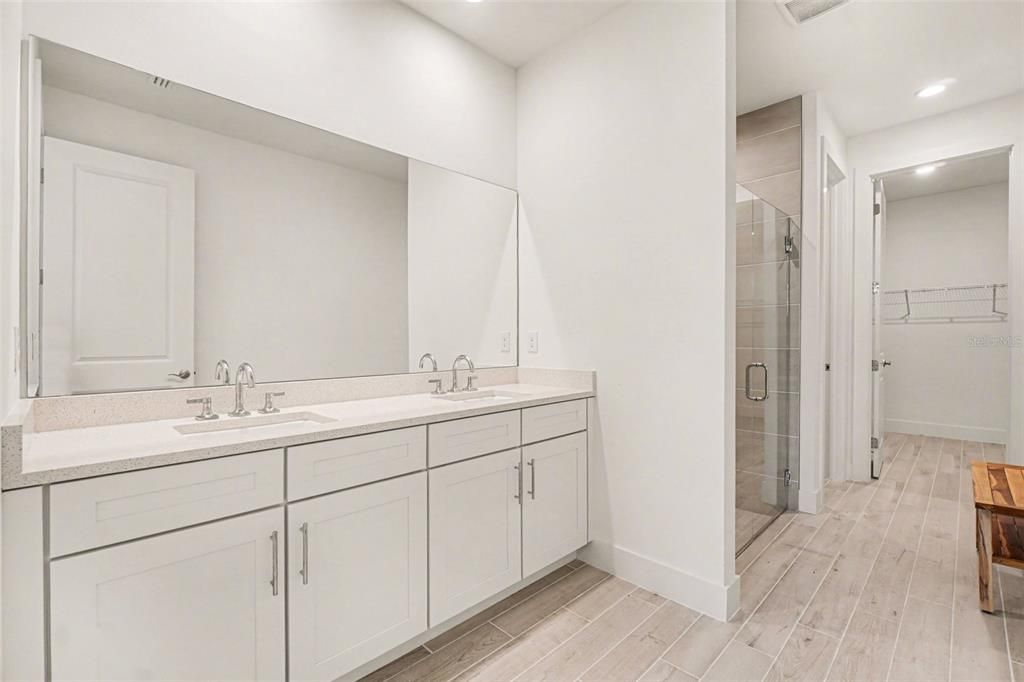 For Rent: $2,950 (2 beds, 2 baths, 1515 Square Feet)