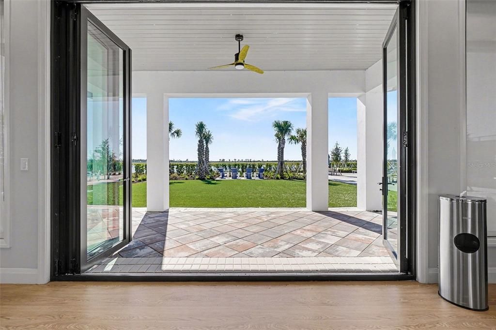 For Rent: $2,950 (2 beds, 2 baths, 1515 Square Feet)