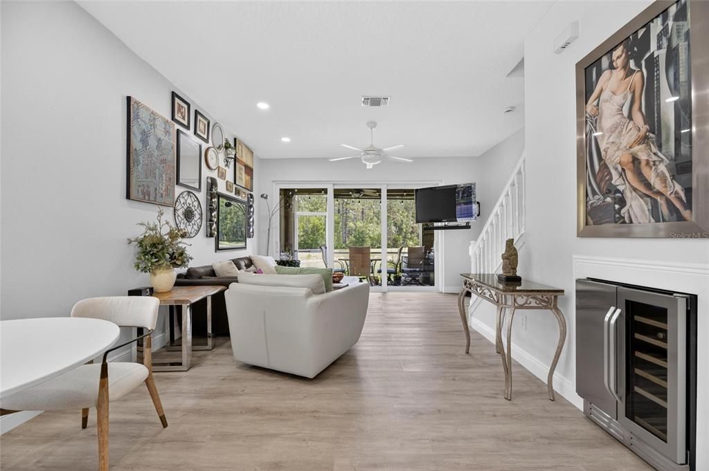 Activo con contrato: $329,900 (2 camas, 2 baños, 1759 Pies cuadrados)