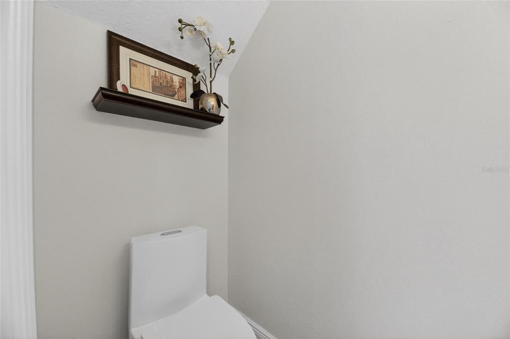 Activo con contrato: $329,900 (2 camas, 2 baños, 1759 Pies cuadrados)
