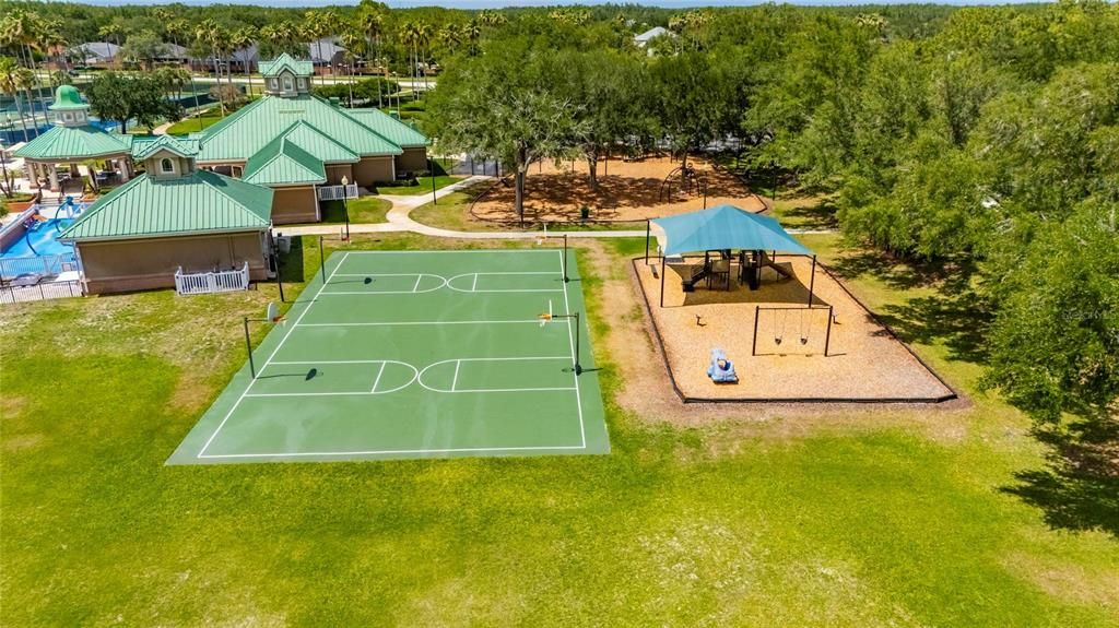 Activo con contrato: $329,900 (2 camas, 2 baños, 1759 Pies cuadrados)
