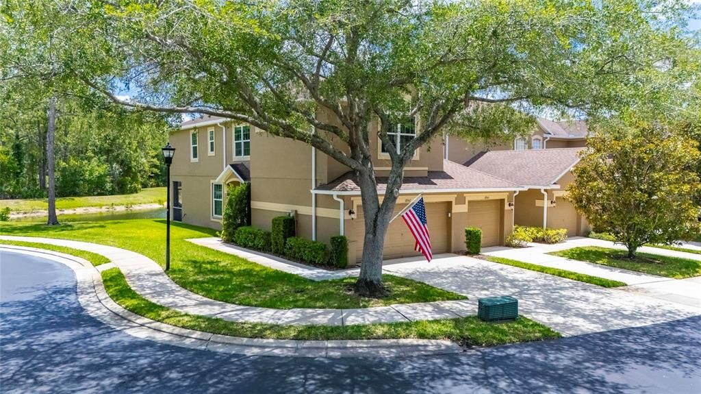Activo con contrato: $329,900 (2 camas, 2 baños, 1759 Pies cuadrados)
