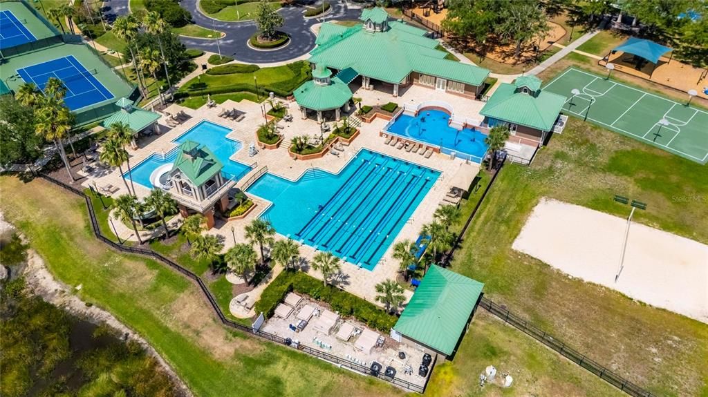 Activo con contrato: $329,900 (2 camas, 2 baños, 1759 Pies cuadrados)