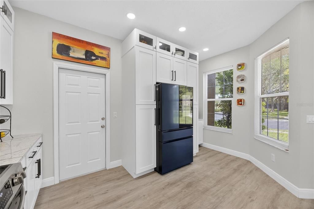 Activo con contrato: $329,900 (2 camas, 2 baños, 1759 Pies cuadrados)