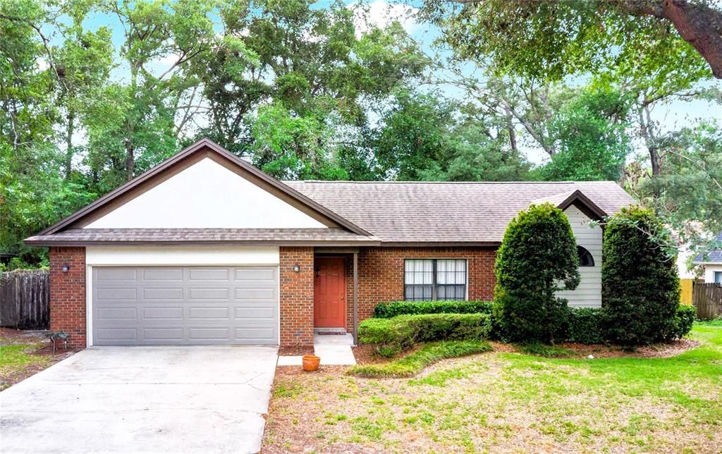 For Sale: $326,600 (3 beds, 2 baths, 1310 Square Feet)