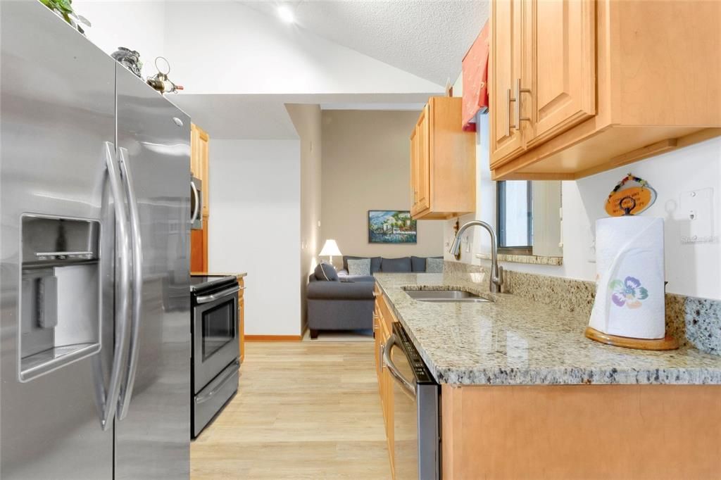 For Sale: $326,600 (3 beds, 2 baths, 1310 Square Feet)