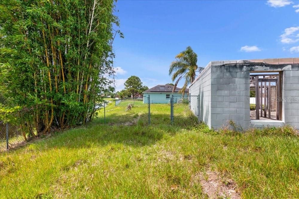 En Venta: $99,999 (0.43 acres)
