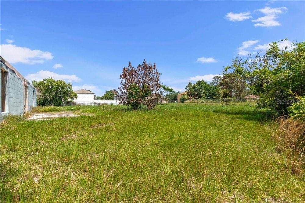 En Venta: $99,999 (0.43 acres)