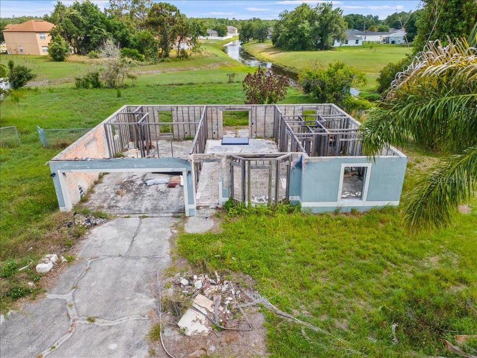 En Venta: $99,999 (0.43 acres)