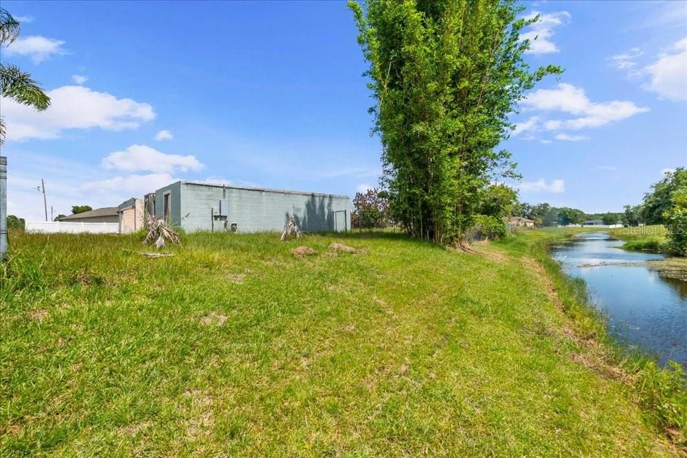 En Venta: $99,999 (0.43 acres)