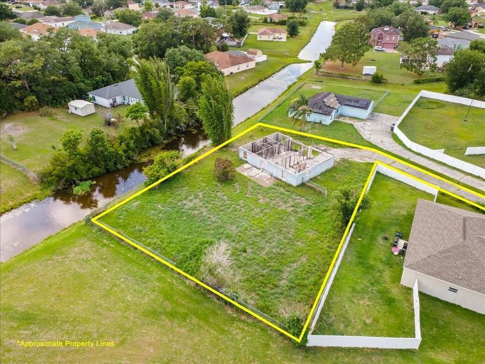 En Venta: $99,999 (0.43 acres)
