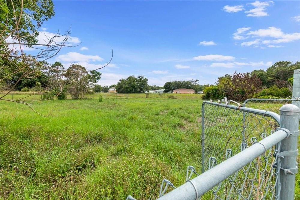 En Venta: $99,999 (0.43 acres)