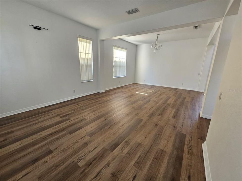 For Rent: $4,800 (4 beds, 3 baths, 3578 Square Feet)