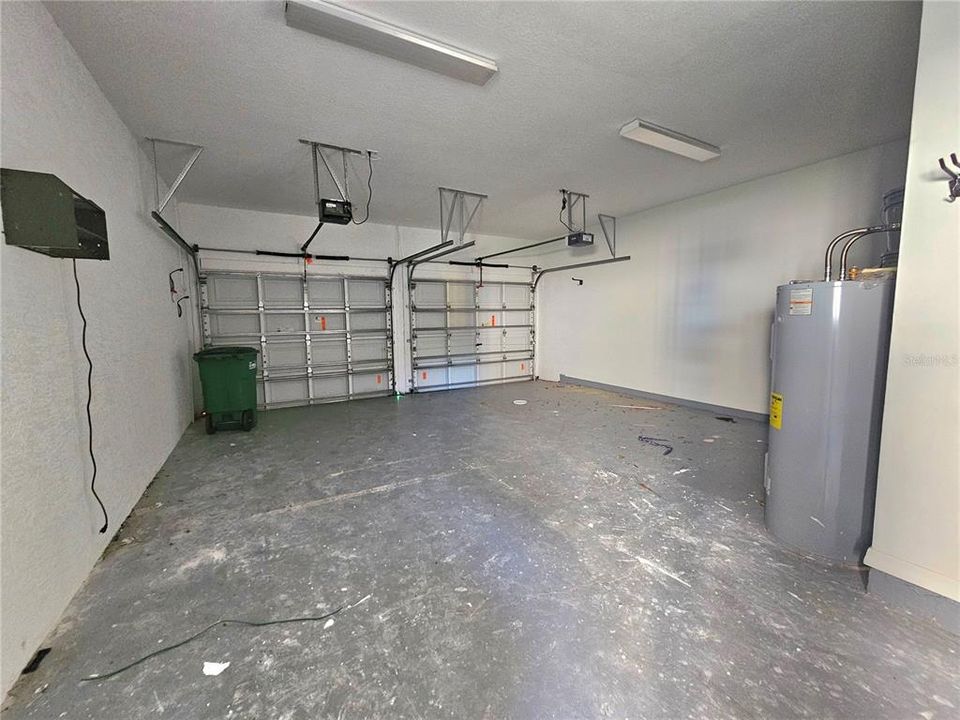 For Rent: $4,800 (4 beds, 3 baths, 3578 Square Feet)