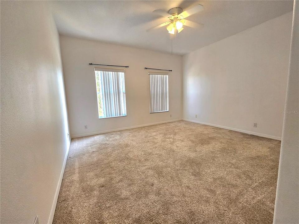 For Rent: $4,800 (4 beds, 3 baths, 3578 Square Feet)