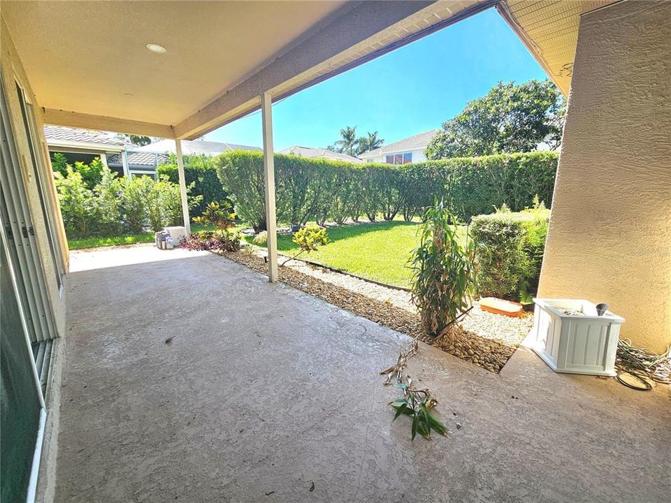 For Rent: $4,800 (4 beds, 3 baths, 3578 Square Feet)