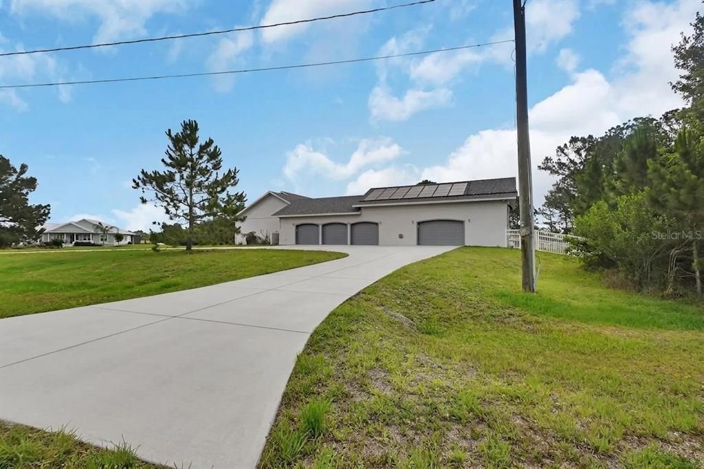 For Sale: $999,800 (4 beds, 3 baths, 3466 Square Feet)