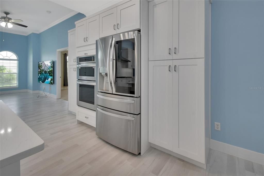 For Sale: $999,800 (4 beds, 3 baths, 3466 Square Feet)