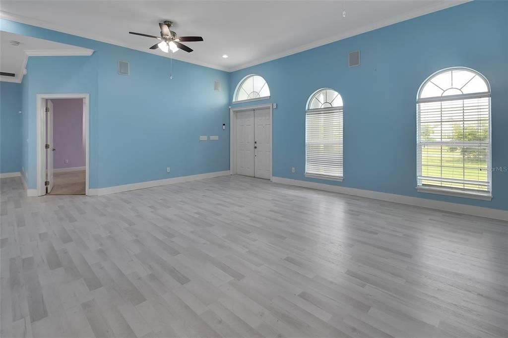 For Sale: $999,800 (4 beds, 3 baths, 3466 Square Feet)