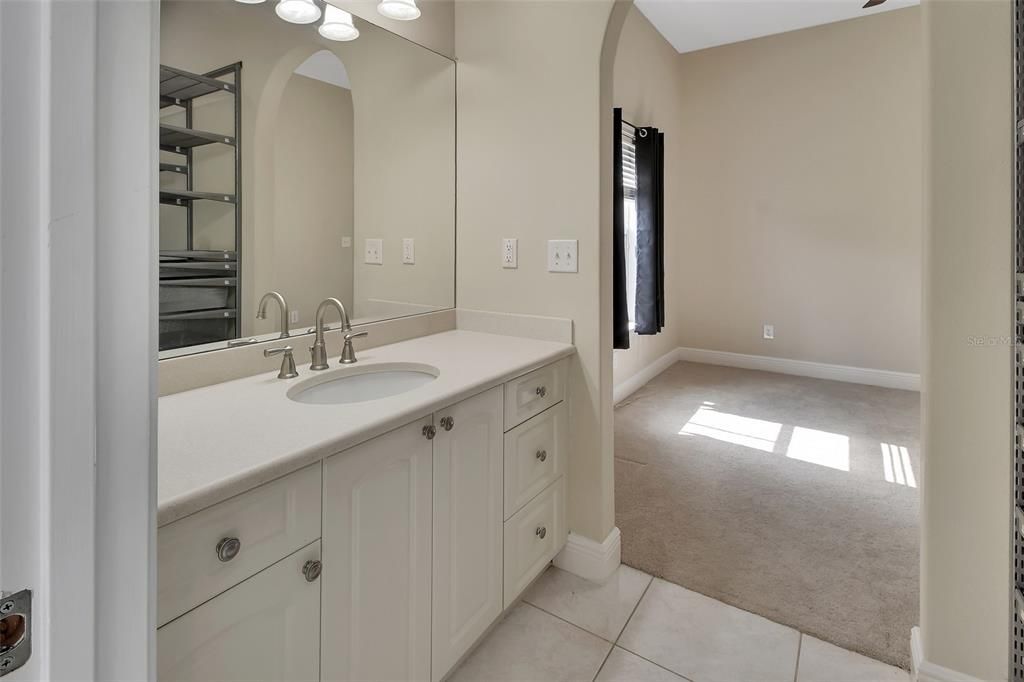 For Sale: $999,800 (4 beds, 3 baths, 3466 Square Feet)