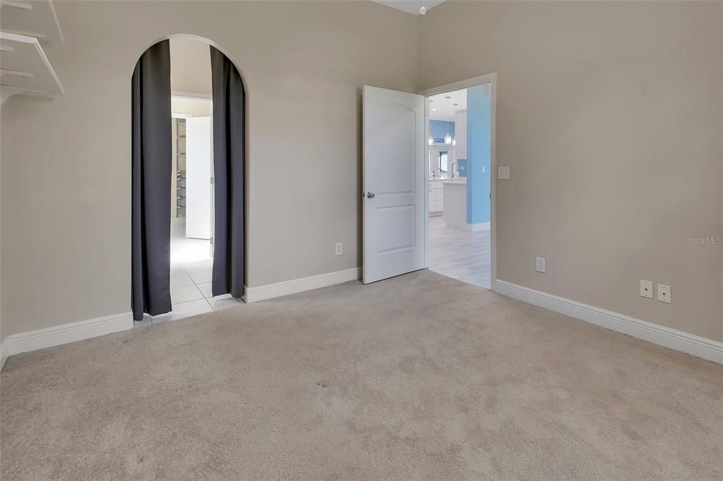 For Sale: $999,800 (4 beds, 3 baths, 3466 Square Feet)